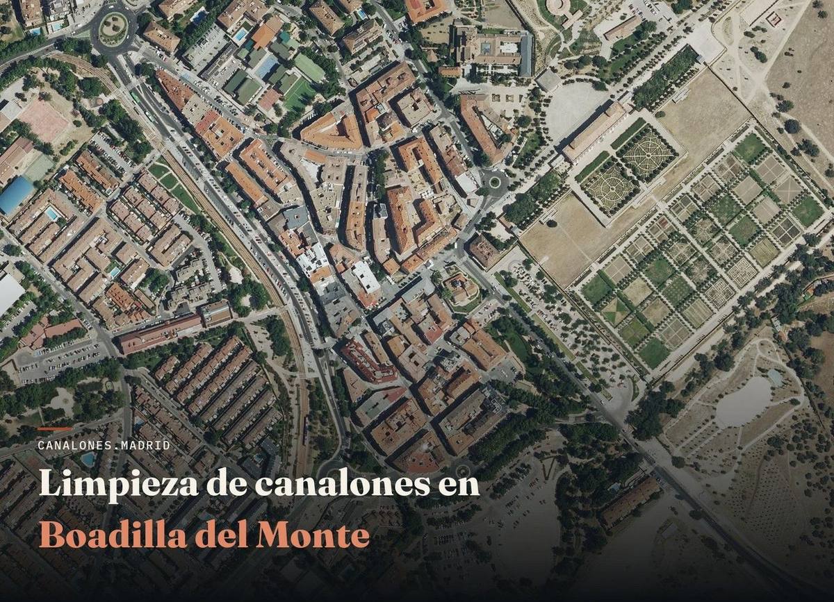 Limpieza de canalones en Boadilla del Monte | canalones.madrid Vista aérea de Boadilla del Monte, zona de servicio de canalones.madrid para la limpieza y el mantenimiento de canalones, en una localidad con numerosas urbanizaciones y comunidades de vecinos.