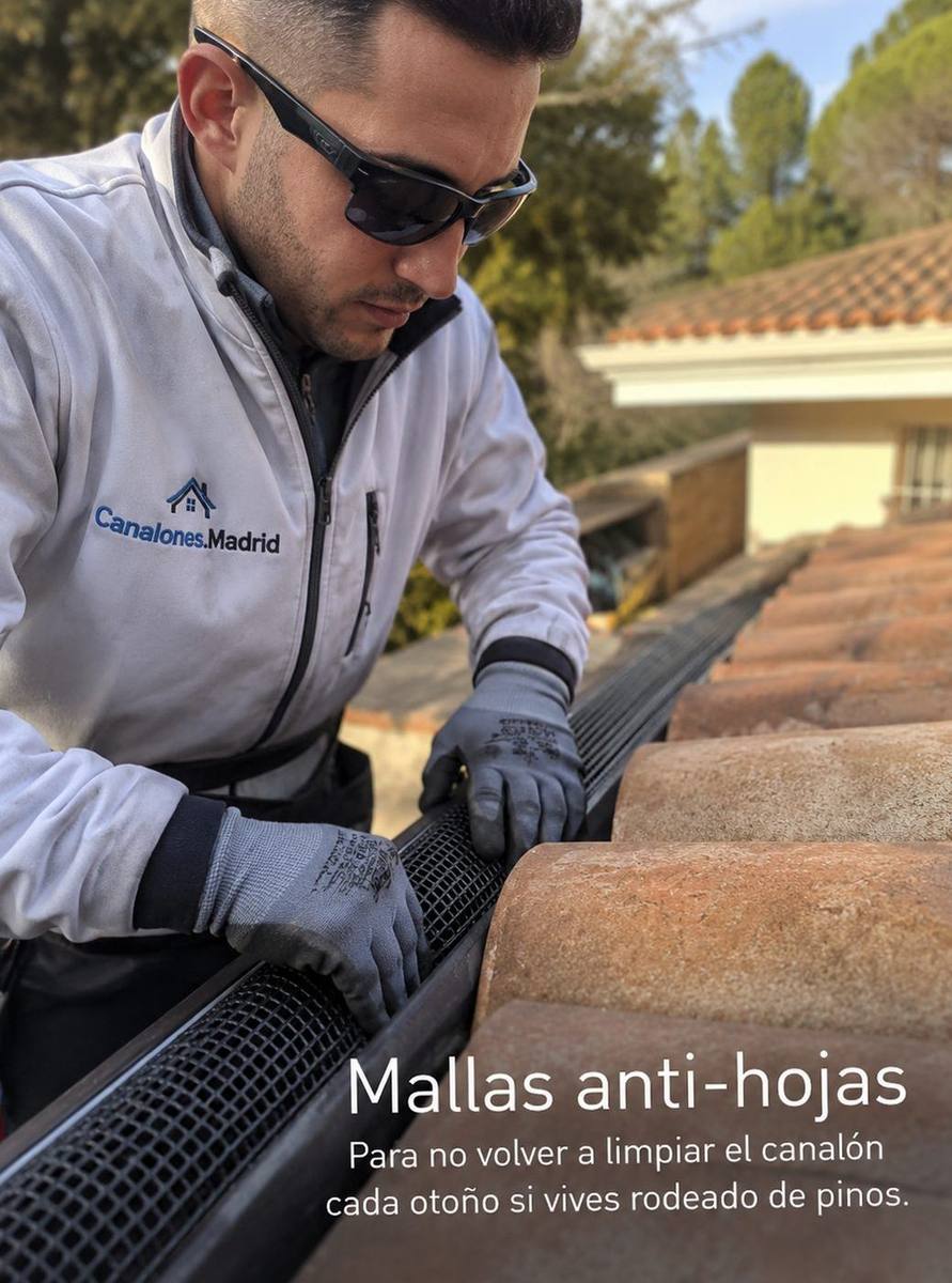 Instalación de malla anti-hojas sobre un canalón ya existente.
